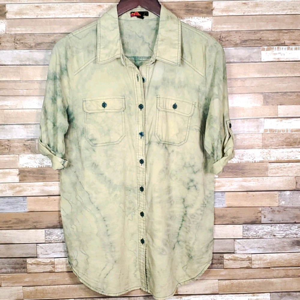 Forever 21 Green Tie Dye Button Down Shirt